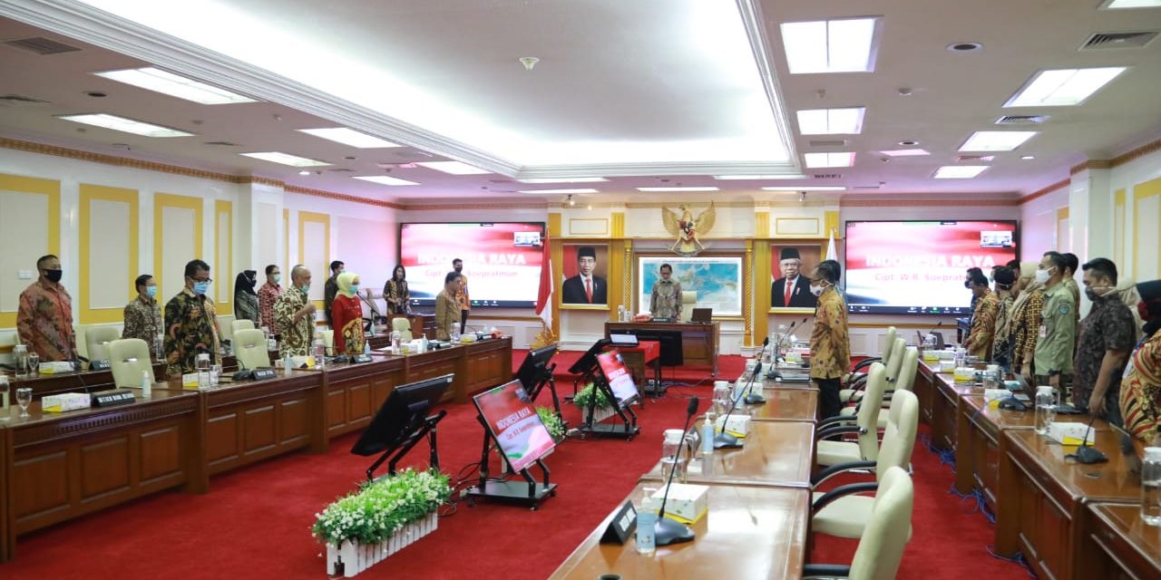 Kemendagri dan Kementerian terkait Lakukan Penandatanganan Dokumen Komitmen Bersama Penanggulangan Banjir dan Longsor di Kawasan Jabotabek dan Cianjur