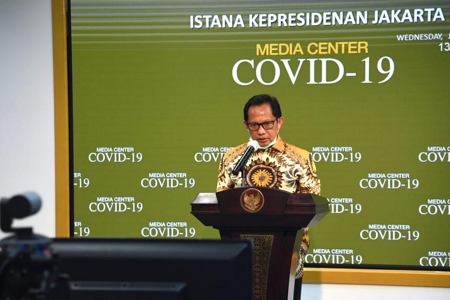 Mendagri Minta Kepala Daerah Berinovasi Salurkan Bansos