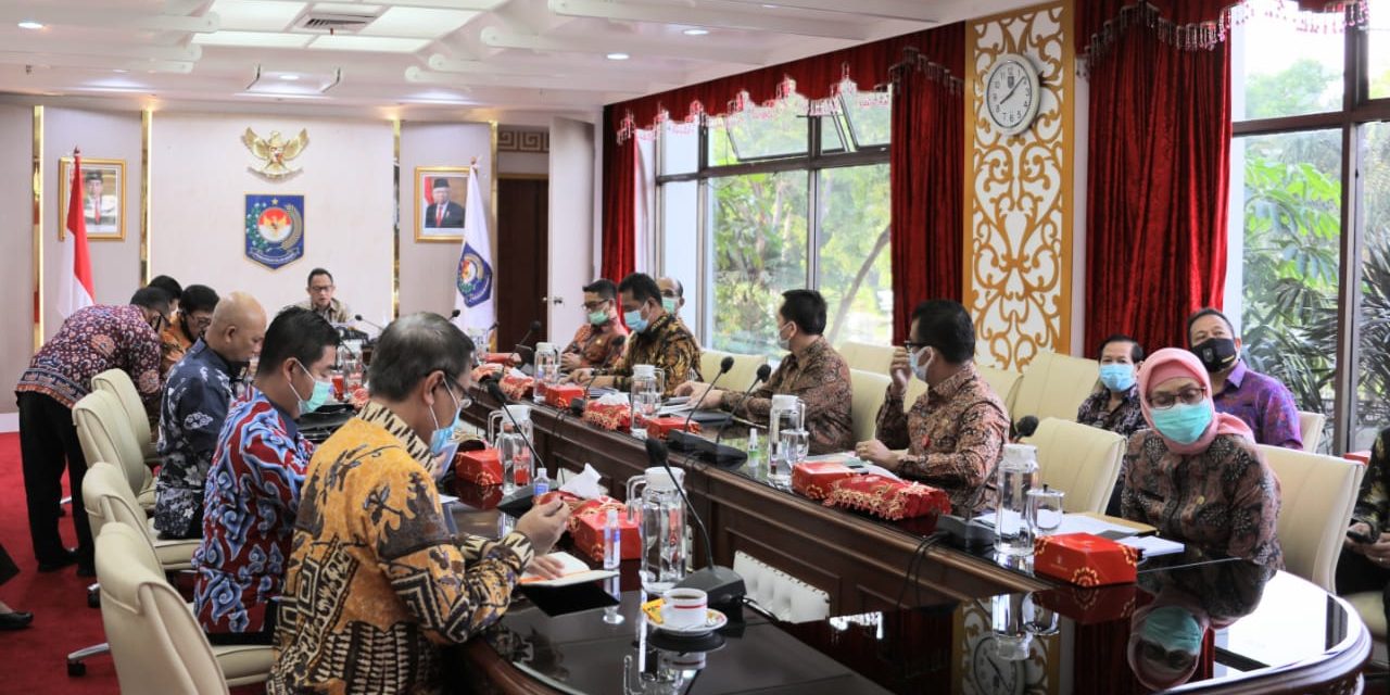 Mendagri Minta Kepala Daerah Pelaksana Pilkada Percepat Pencairan NPHD