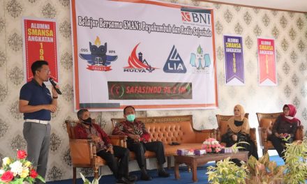 Duo Erwin Launching Program Belajar SMAN 1 Payakumbuh Dengan Radio Safasindo FM