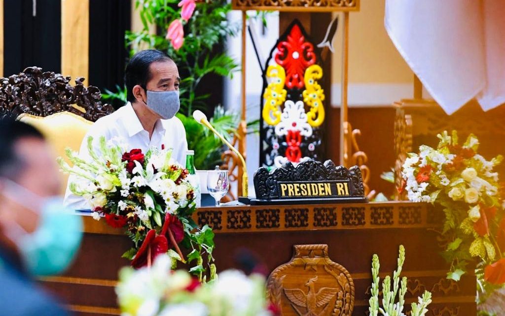 Presiden Ingatkan Daerah untuk Terus Kendalikan Penyebaran Covid-19