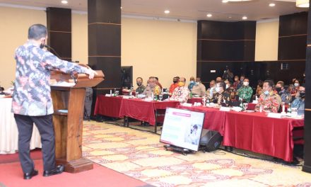 Mendagri Kembali Ajak Kepala Daerah Lakukan Gerakan Bagi Masker Secara Massif