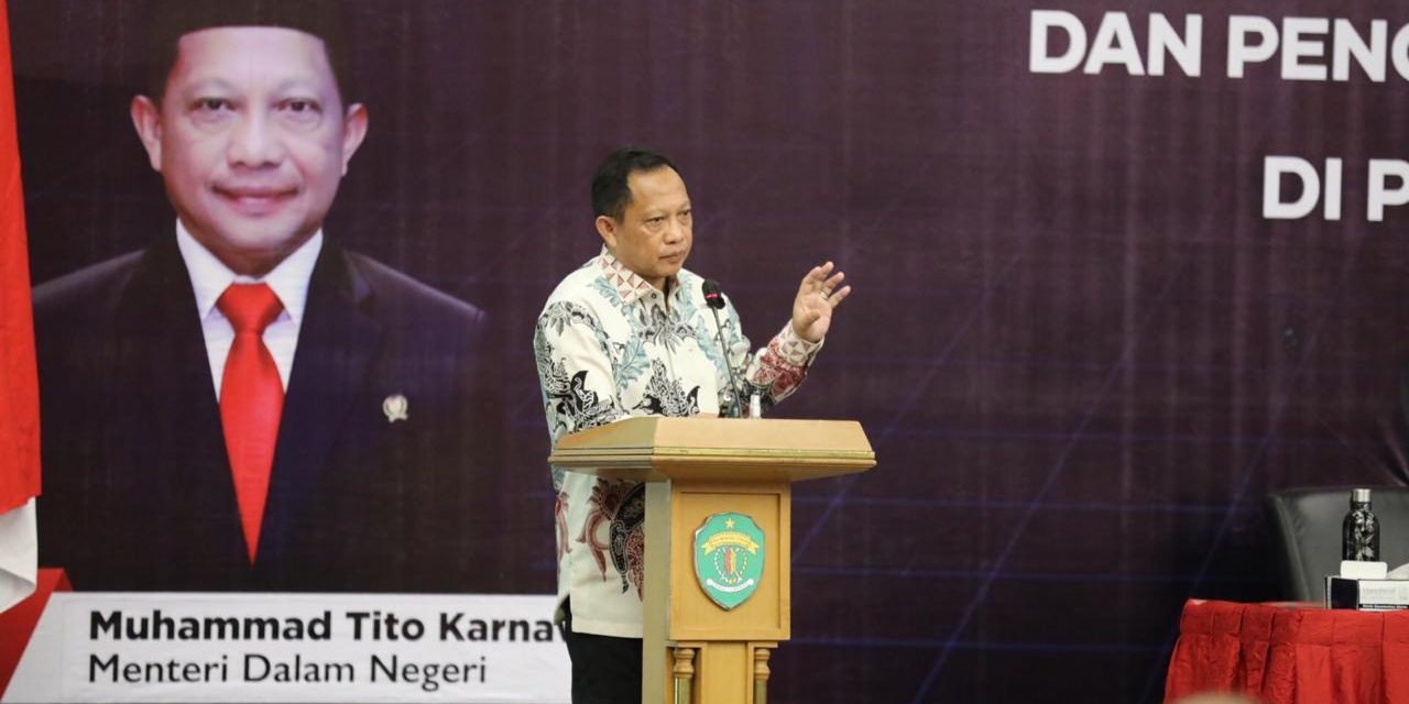 Tantang Kepala Daerah, Mendagri Serukan Gerakan Masif Bagi 1 Juta Masker