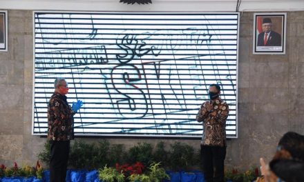 Menggeliatkan Ekonomi Dengan Tetap Berpedoman  Protokol Kesehatan Covid-19