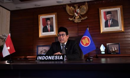 Para Menteri Se-ASEAN Rapat Bahas Pemulihan Covid-19 Secara Virtual