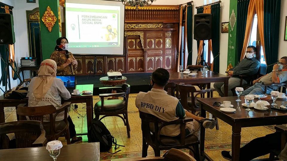 Semangat Pengelola Medsos Yogya Lakukan Gotong Royong Virtual Akhiri COVID-19