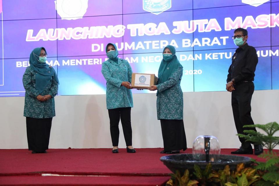 Cegah Penularan Covid-19, Ketua Umum TP PKK Imbau Kader PKK Libatkan Komunitas