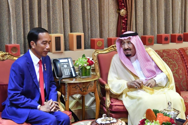 Presiden Jokowi Menelepon Raja Salman Sampaikan Selamat Iduladha