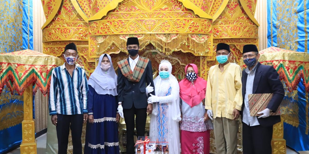 Walau Sedikit Gugup, Novi Akhirnya Berhasil Juga Meminang Ulfa Di MPP Payakumbuh