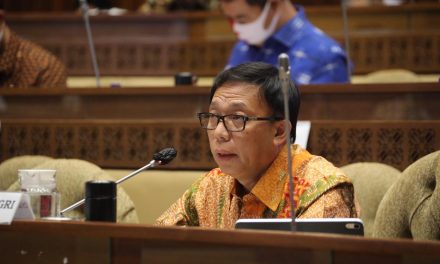 Sekjen Kemendagri Minta Kebijakan Penanganan Covid-19 di Daerah Paralel dengan Pemerintah Pusat