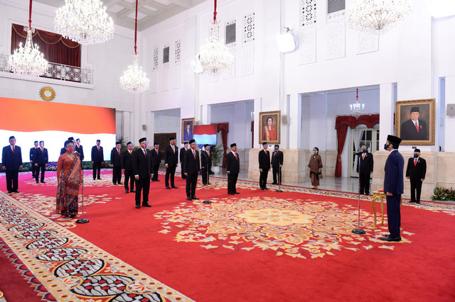 Presiden Jokowi Lantik 20 Duta Besar RI untuk Negara Sahabat