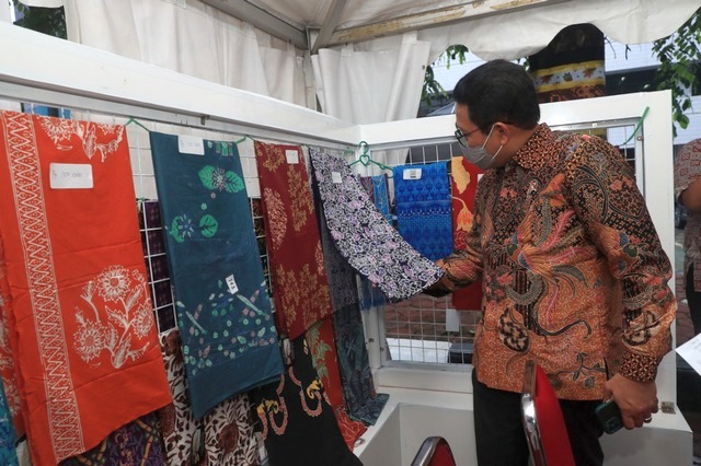 Gus Menteri Bakal Identifikasi Semua Batik Khas Desa