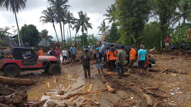Hujan Picu Longsor, 1 Warga Tasikmalaya Meninggal Dunia