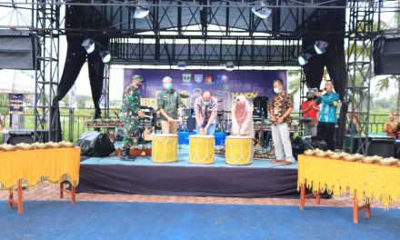 Pemukulan Tambua Tandai Festival Ekraf 2020 Dibuka Secara Resmi