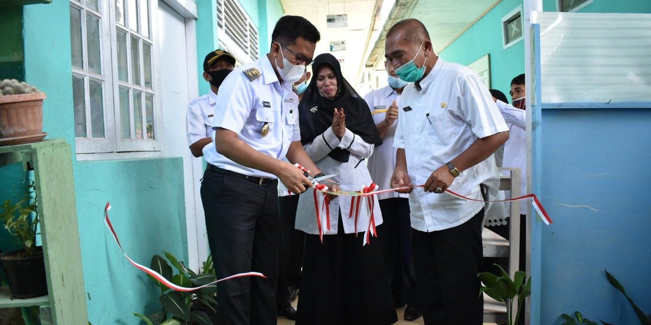 Erwin Yunaz Resmikan Galeri 28 Di SD Negeri 28 Payakumbuh Menuju Sekolah Adiwiyata Tingkat Provinsi Sumatera Barat