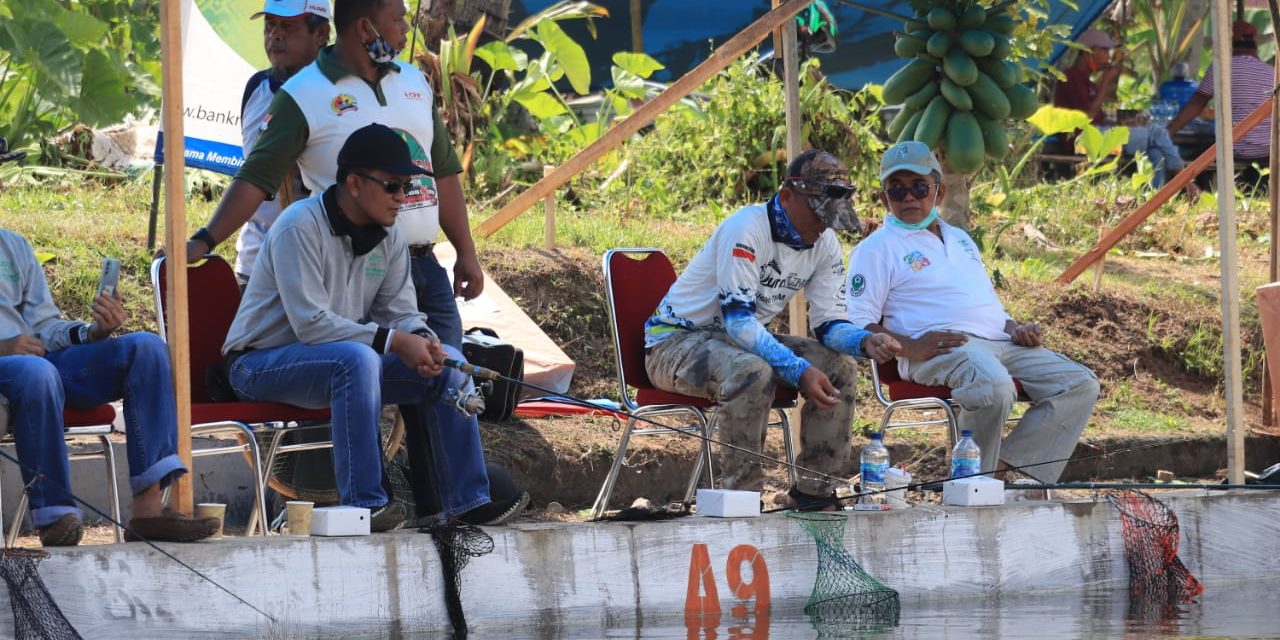 Meriahkan Hari Pahlawan, Lomba Memancing Forkopimda Digelar
