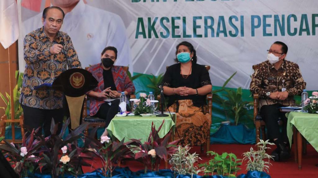Wamendes Budi Arie: Perempuan di  Desa Harus Jadi Kekuatan Ekonomi