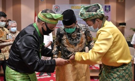 Gus Menteri Mendapatkan Penghargaan Adat Bangka Belitung dengan Gelar Datuk Redondo