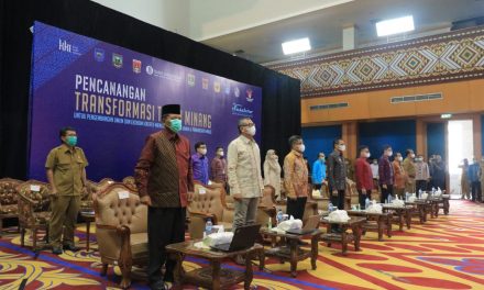 Tenun Balai Panjang Dapat Lampu Hijau, Wako Riza Tandatangan Komitmen Dengan Bank Indonesia