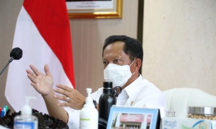 Mendagri Arahkan Kepala Daerah untuk Konsisten Tegakkan Prokes Covid-19 dan Perhatikan Pemulihan Ekonomi