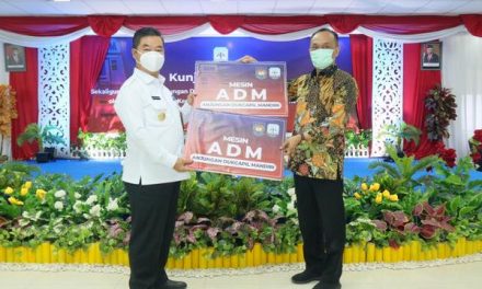 Kemdagri Serahkan Dua Mesin ADM, Masyarakat Kaltara Makin Mudah Urus Dokumen Kependudukan