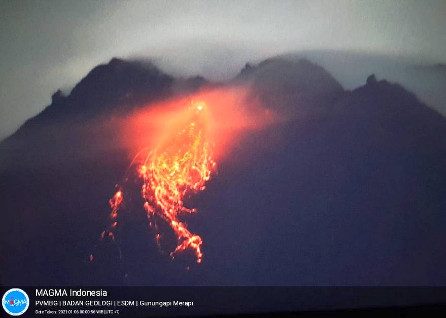 Aktivitas Vulkanik Meningkat, Guguran Lava Pijar Gunung Merapi Kembali Terjadi
