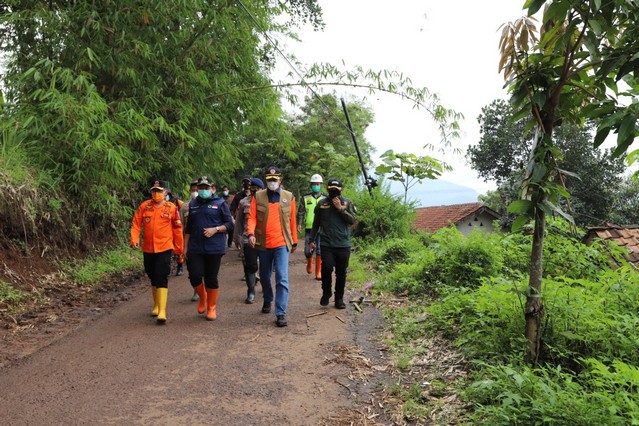 Penanganan Jangka Pendek, Ka BNPB: Mengharapkan Kesadaran Masyarakat di Lokasi Bencana Bersedia Relokasi