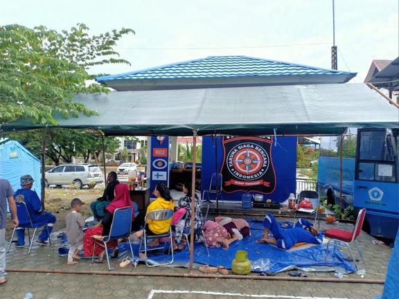Bantu Gempa Sulbar, Kemensos Keluarkan Logistik Gudang Sulbar Dan Kirim Dari Regional Makassar Pagi Ini