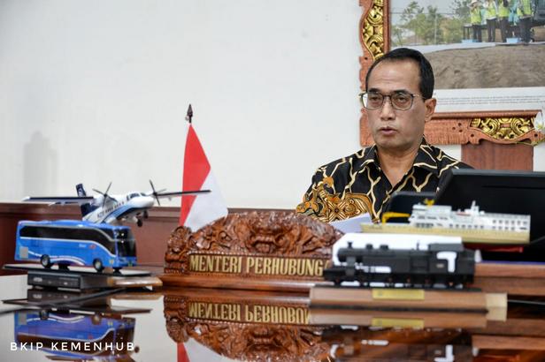 PERMUDAH PENGGUNAAN KENDARAAN LISTRIK, MENHUB APRESIASI APLIKASI “CHARGE.IN” BUATAN PLN