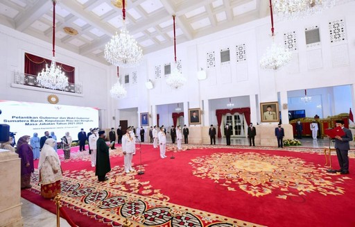 Presiden Jokowi Lantik Tiga Pasang Gubernur dan Wakil Gubernur Terpilih Masa Jabatan 2021-2024