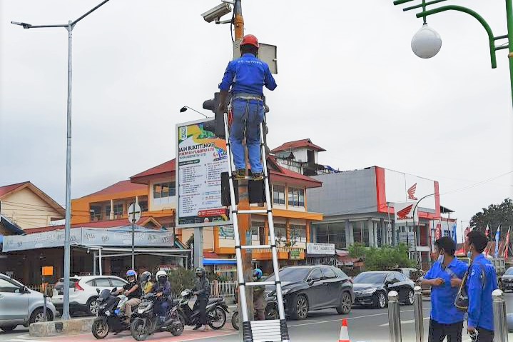 Jauh Hemat Anggaran, Pemko Payakumbuh Pasang Fiber Optik Dengan Swakelola, Tak Pakai Pihak Ketiga