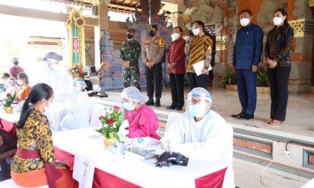 Program Vaksinasi Covid-19 Diharapkan Genjot Sektor Pariwisata dan Perekonomian di Bali