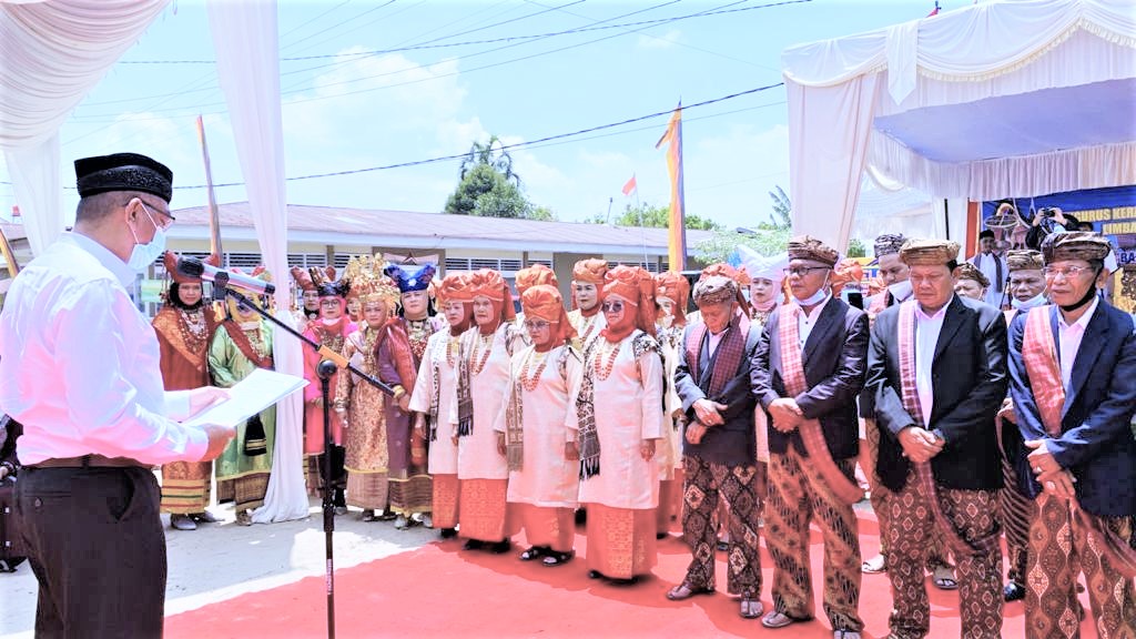 Pengurus KAN Koto Nan Ompek Dikukuhkan Wali Kota Riza Falepi