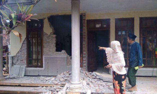 [Update] – Enam Meninggal Dunia dan Satu Luka Berat Dampak Gempa M6,1
