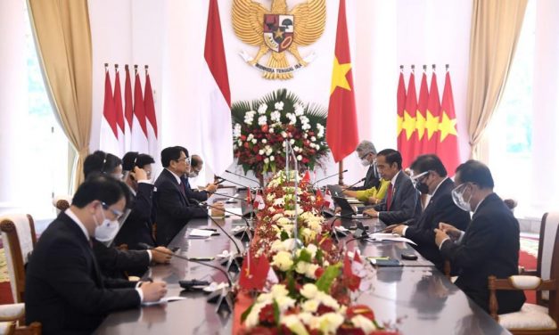 Presiden Jokowi dan PM Vietnam Tukar Pandangan soal Situasi di Myanmar