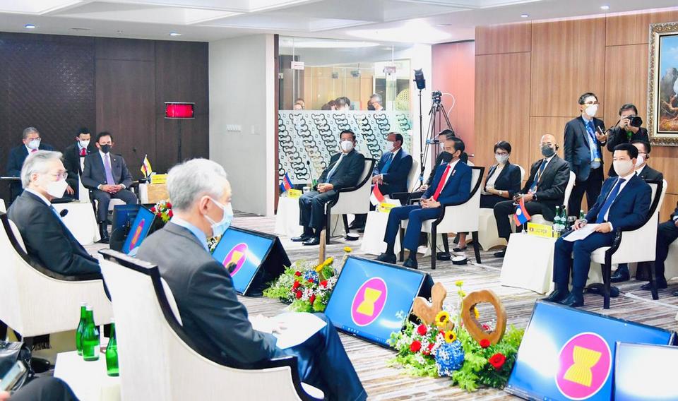 Presiden Jokowi Hadiri ASEAN Leaders’ Meeting di Sekretariat ASEAN