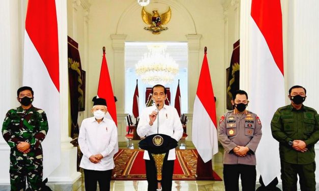 Dukacita bagi 53 Prajurit KRI Nanggala 402, Presiden: Pengabdian Saudara Akan Terpatri di Sanubari Seluruh Rakyat Indonesia