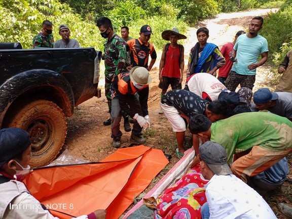 Tujuh Warga Meninggal Dunia Akibat Longsor Tambang Emas di Solok Selatan