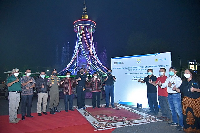 Realisasikan Jambi Smart Green City, PLN Resmikan Stasiun Pengisian Listrik Umum Mobile