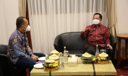 Dukcapil Raih 10 Penghargaan Inovasi Pelayanan Publik 2021