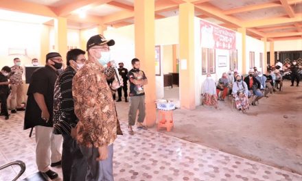 Wali Kota Payakumbuh Riza Falepi Tinjau Langsung Pelaksaan Gebyar Vaksinasi