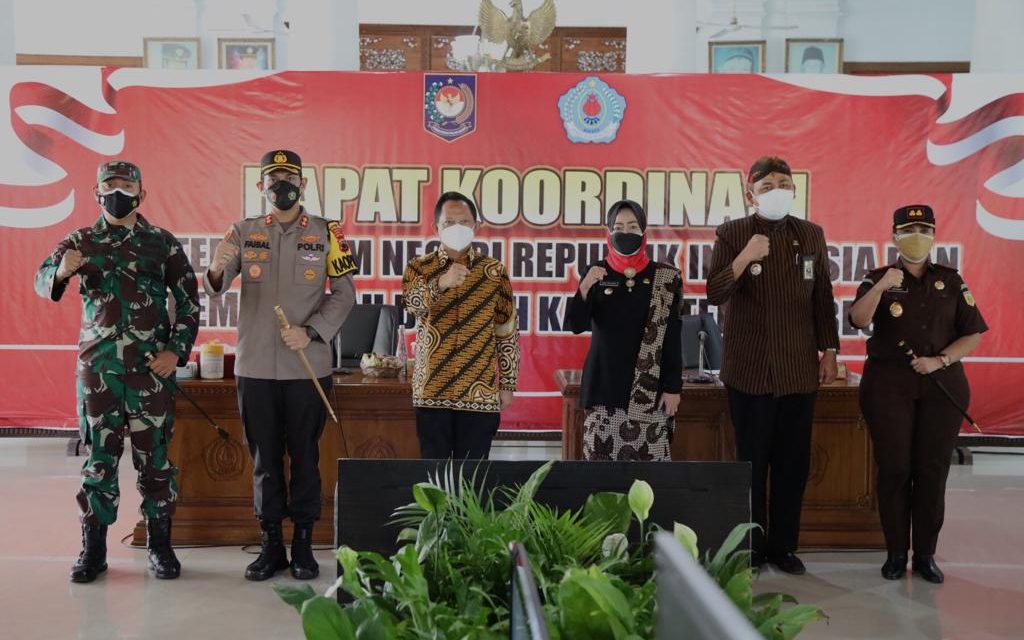 Mendagri Apresiasi Realisasi Insentif Nakes Kabupaten Brebes Capai Hampir 100 Persen