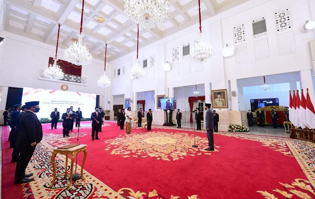 Presiden Jokowi Anugerahkan Tanda Kehormatan Bintang Mahaputera, Bintang Budaya Parama Dharma, dan Bintang Jasa bagi 335 Tokoh