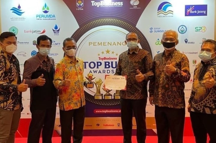 Perumda Tirta Sago Payakumbuh Raih TOP BUMD Award 2021