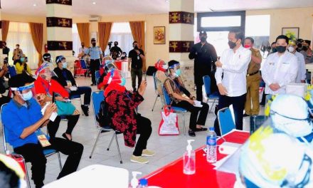 Presiden Tinjau Langsung Program Vaksinasi bagi Masyarakat di Provinsi Lampung