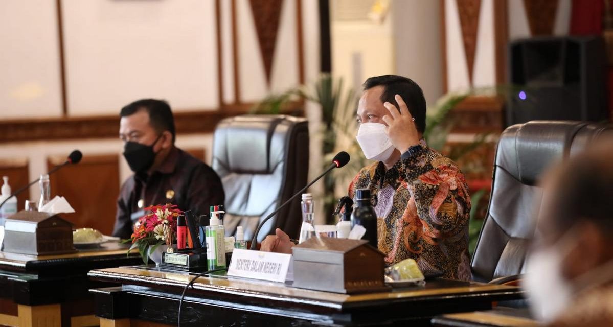 Mendagri Ingatkan Pemda Perbaiki dan Perbaharui Input Data Covid-19