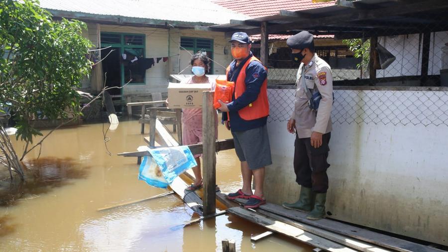 Dukungan Relawan Percepat Penanganan Bencana Banjir Katingan