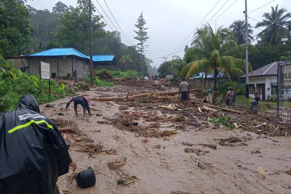 Curah Hujan Tinggi Picu Banjir di Dua Kabupaten di Papua