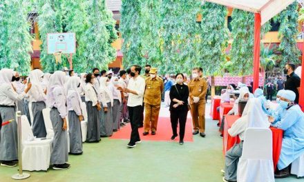 Presiden Apresiasi Kecepatan Vaksinasi di Provinsi Banten