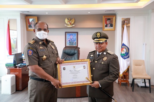 Bangun Kolaborasi Mendisiplinkan Prokes, Kabupaten Pulau Taliabu Diberi Penghargaan